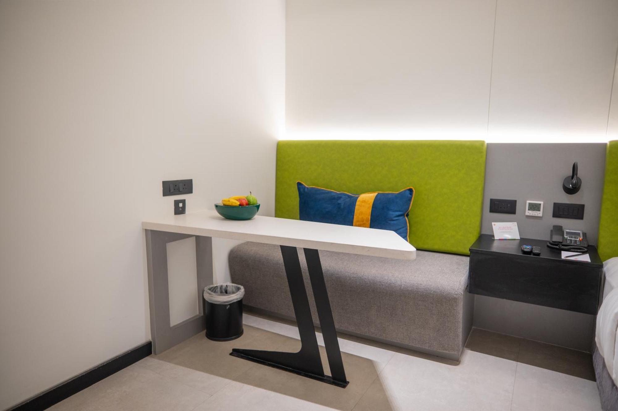 Zibe Luxe Kakinada By Grt Hotels Bagian luar foto
