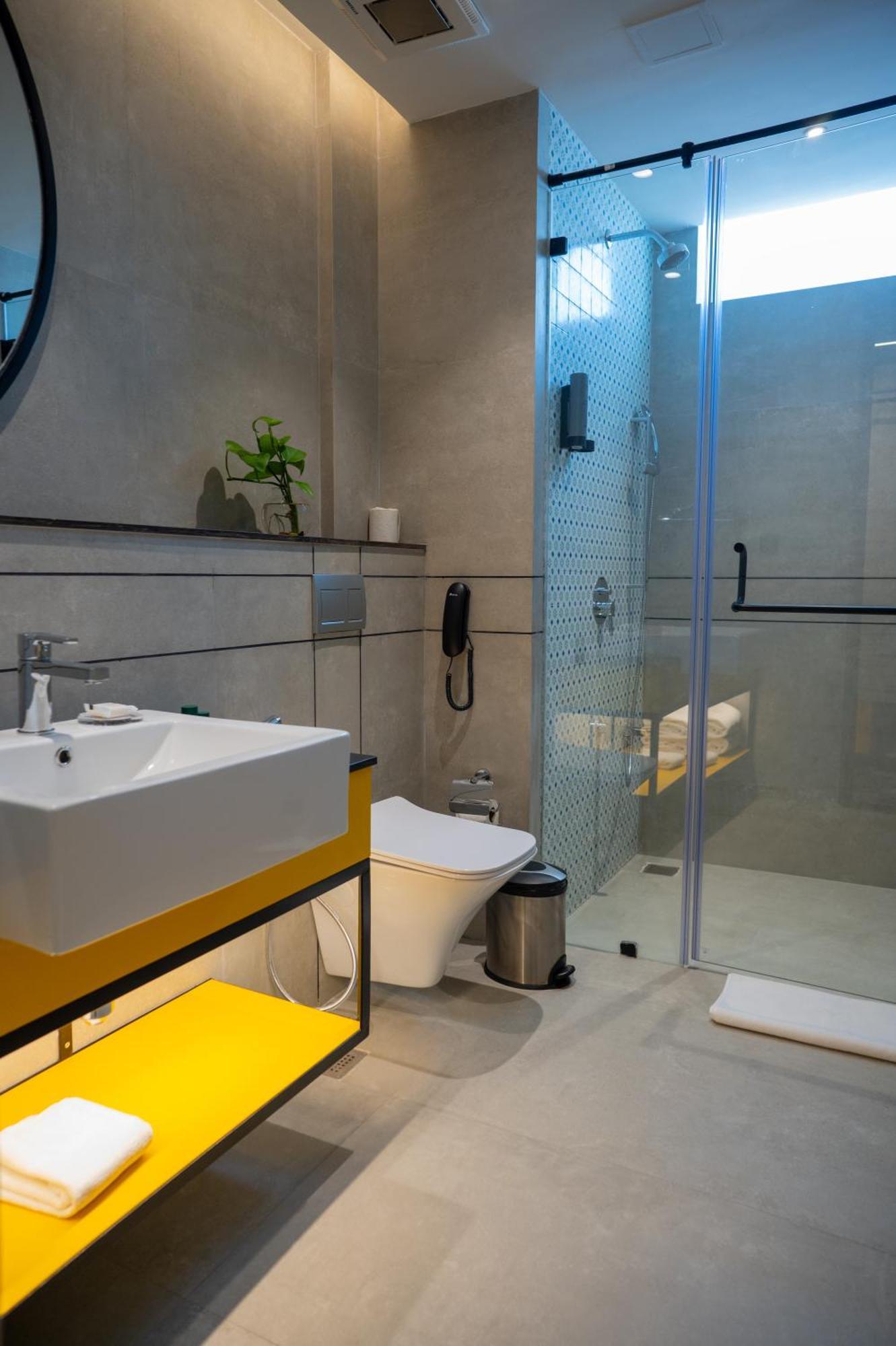 Zibe Luxe Kakinada By Grt Hotels Bagian luar foto